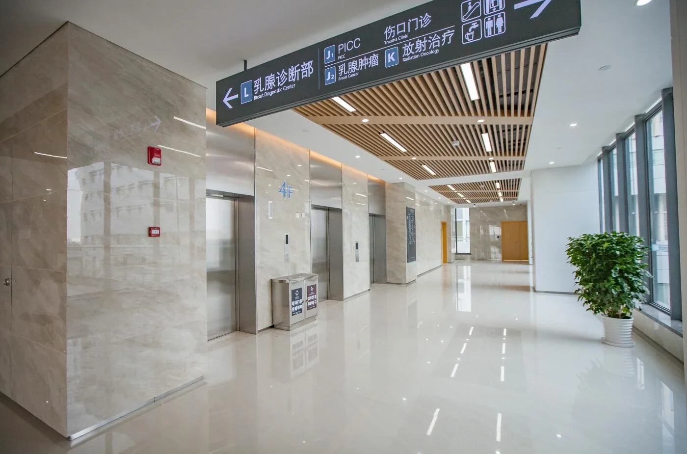Fudan University Shanghai Cancer Center · Corridor · Pudong campus outpatient building
