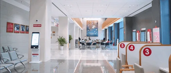 International Peace Maternity & Child Health Hospital, China Welfare Institute · Lobby · Outpatient waiting area, Fengxian campus